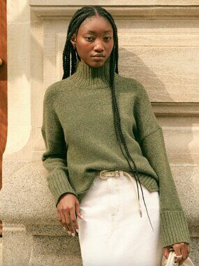 ABERCROMBIE & FITCH GREEN FUNNEL NECK SWEATER